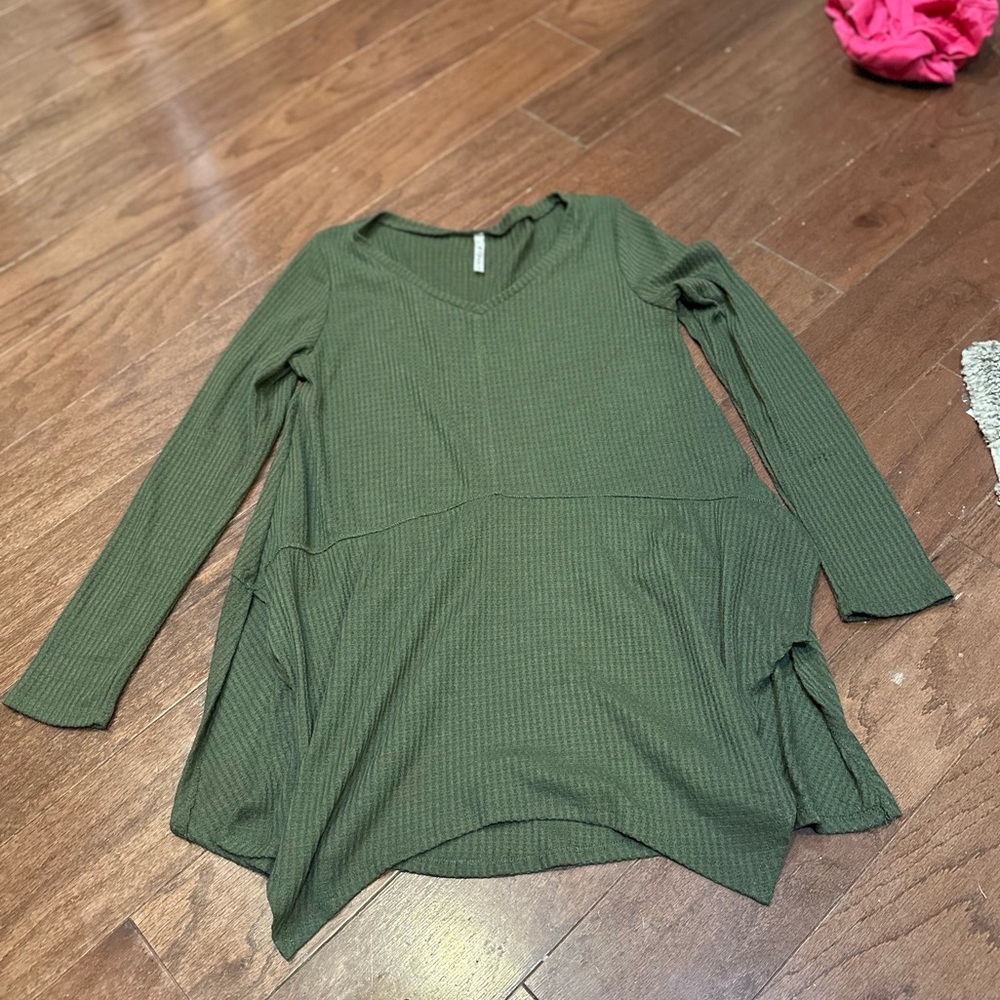 42 Pops Green Ribbed Long Sleeve Flowy Top Size Small